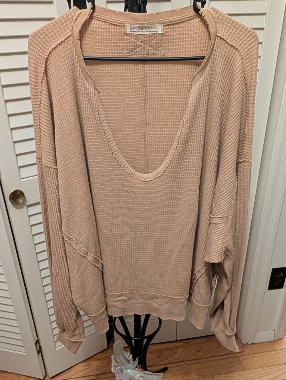 We The Free Beige Waffle-Knit Scoop Neck Top Size Medium